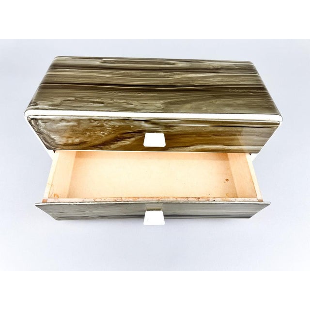 Cream Mid-Century Plastic Jewellery Box with Glossy Finish, 1950s For Sale - Image 8 of 12