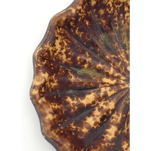 English Rockingham Shaped Dish, England, 19th Century For Sale - Image 3 of 4