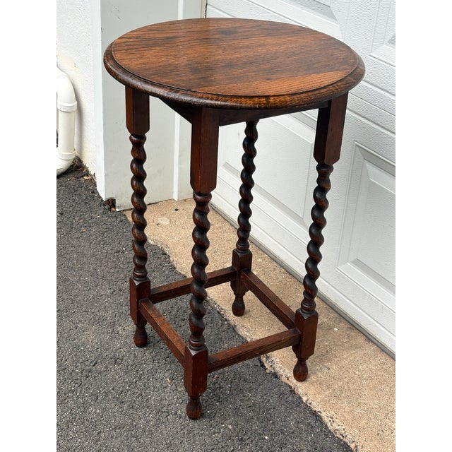 Antique English barley wood twist wooden table. Early 20th century or earlier.