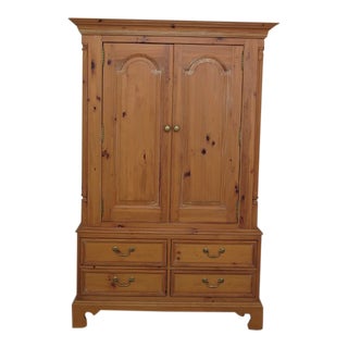 Thomasville Natural Pine Two Door Linen Cabinet Armoire For Sale