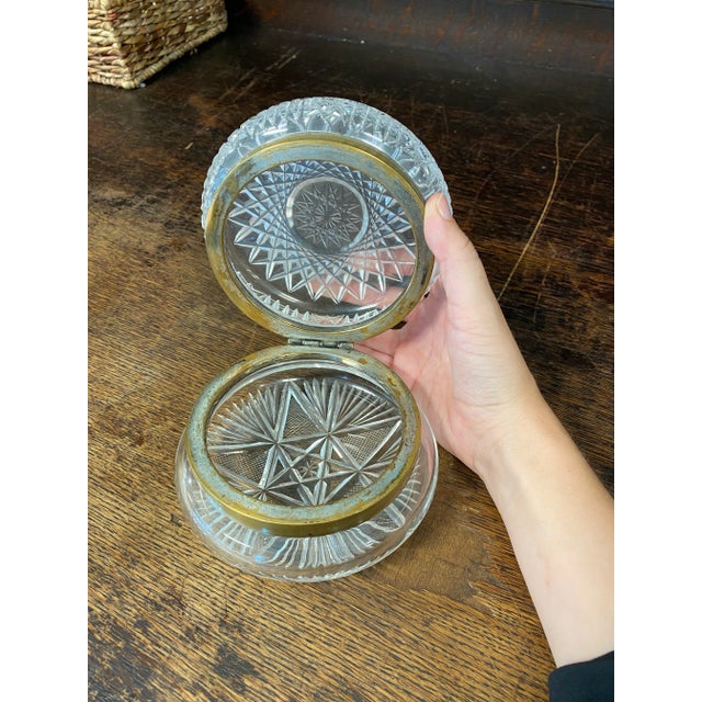 Transparent 1920s Antique French Cut Crystal Hinged Dresser Box For Sale - Image 8 of 12