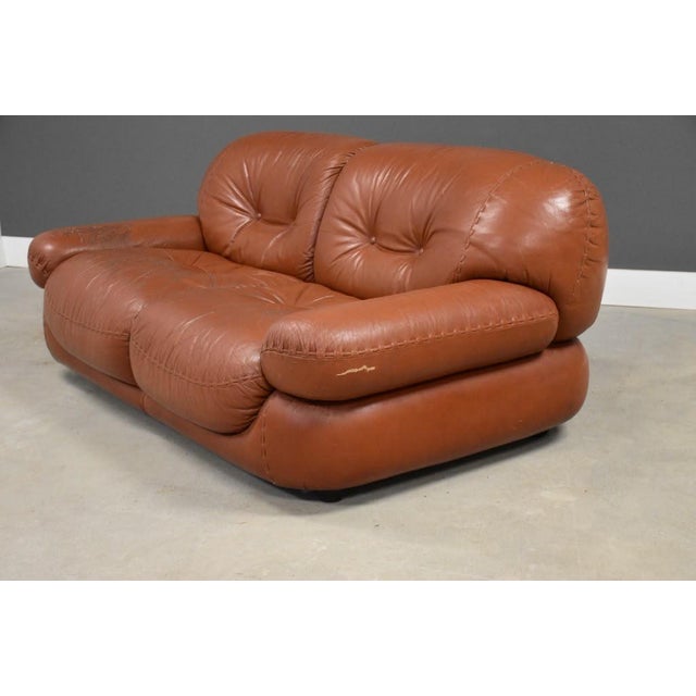 Modern 1970s Brown Leather Sapporo Loveseat Sofa by Mario Marenco For Sale - Image 3 of 11