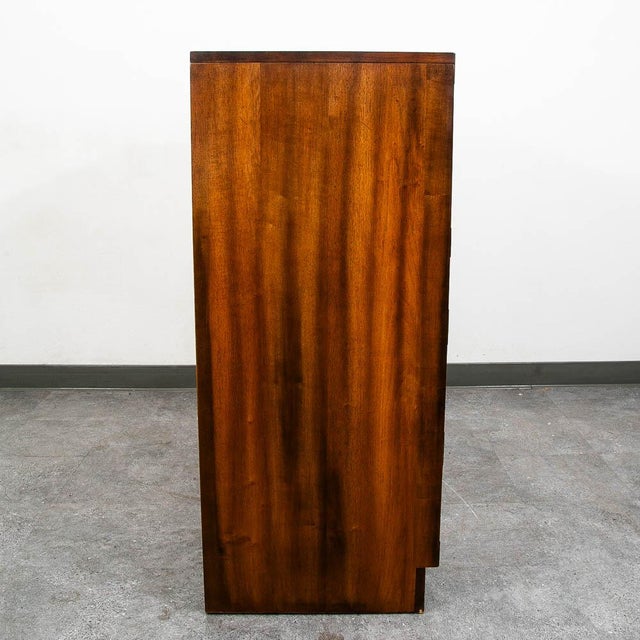 Mid-Century Modern Mid Century Modern Dresser Highboy Kroehler Furniture Walnut 4 Drawer Brass MCM For Sale - Image 3 of 11