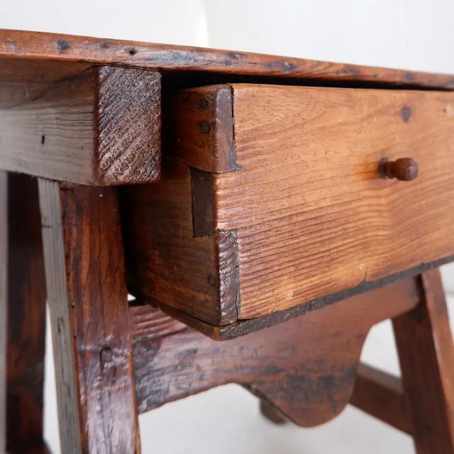 Spanish Chestnut Side or Bedside Table, 18th Century For Sale - Image 5 of 14