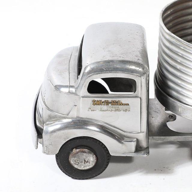 1950s Mid-Century Smith Miller Silver Streak Truck & Trailer in Aluminum For Sale - Image 5 of 18