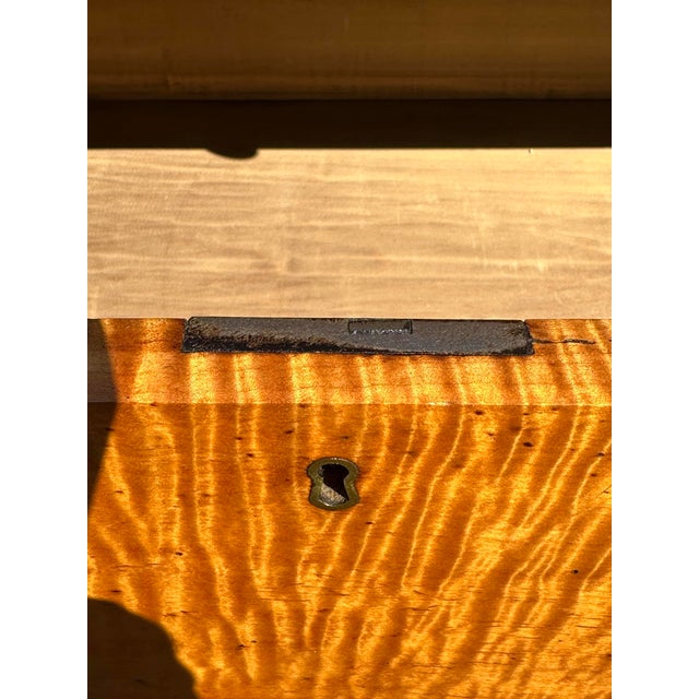 Wood Antique Federal Era Tiger Maple & Cherry Southern Gentleman's Chest of Drawers For Sale - Image 7 of 12