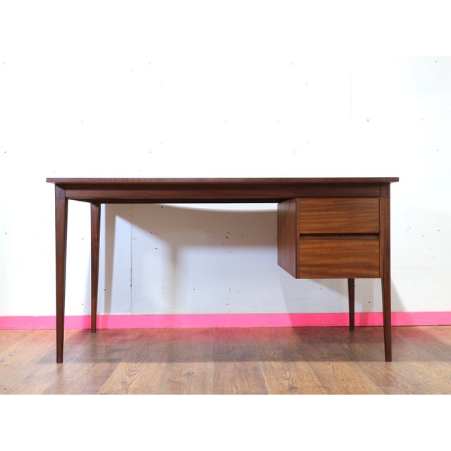 At Mid Century Traders, discover the allure of our beautiful minimalist mid century desk believed to be Danish. Expertly...