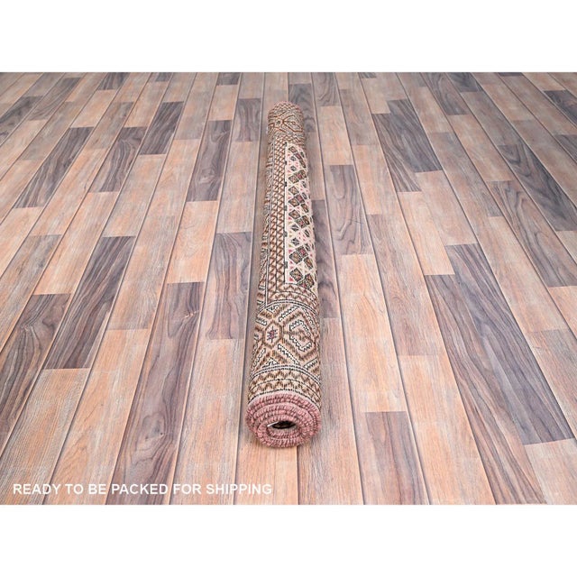 1960s Pink Vintage Persian Rug For Sale In New York - Image 6 of 7