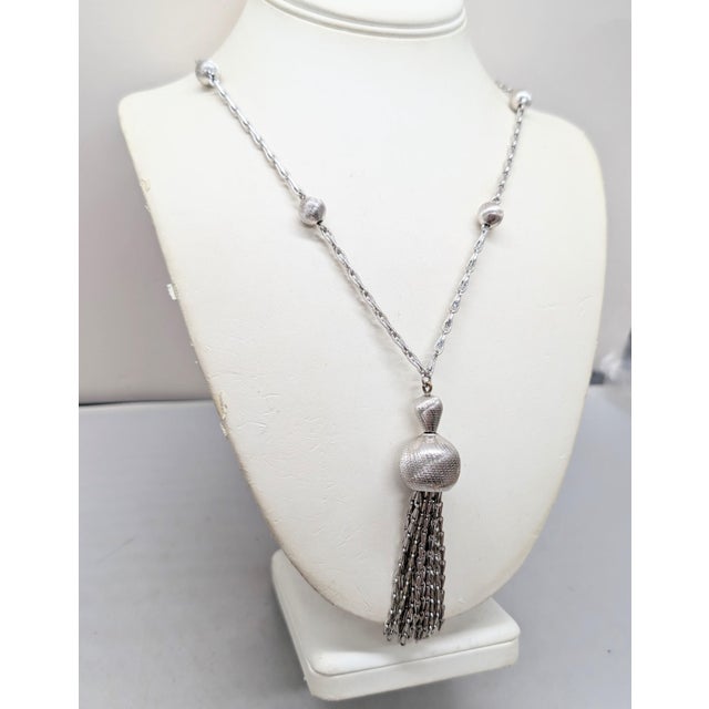 Mid-Century Modern Vintage 1960s Signed Monet Rhodium Plated Tassel Pendant Necklace For Sale - Image 3 of 8
