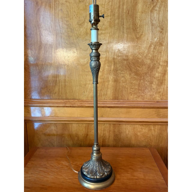 Hollywood Regency Late Twentieth Century Gold and Black Neoclassical Style Buffet Lamp From the Bombay Company For Sale - Image 3 of 10