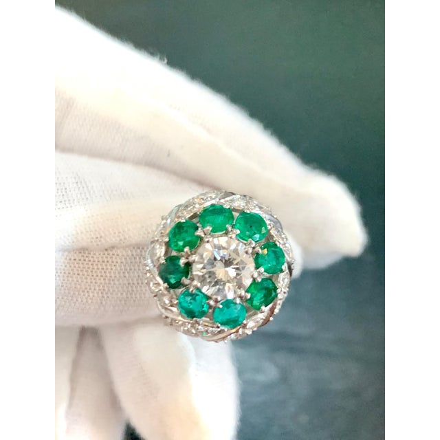 Antique Victorian Emerald and Solitaire Diamond Ring in Platinum Estate For Sale - Image 4 of 18