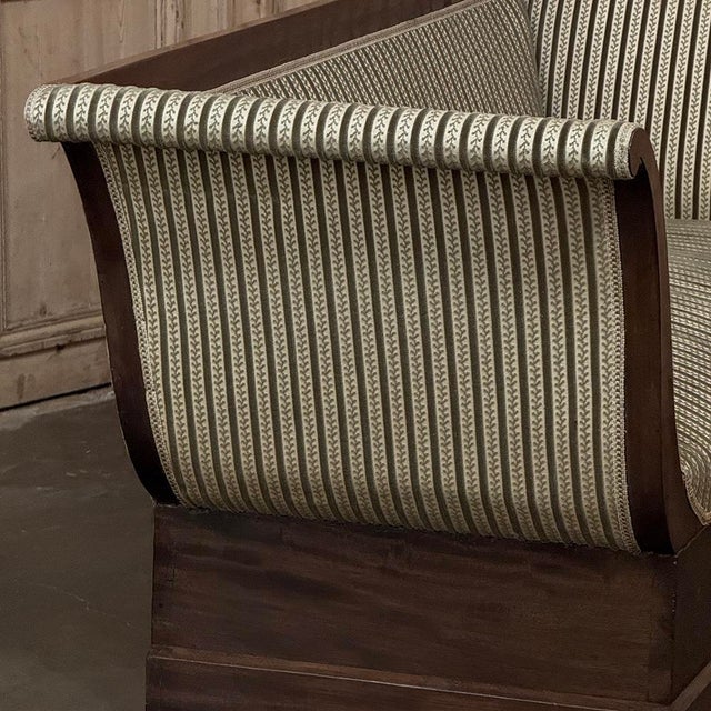 Early 19th Century French Charles X Mahogany Sofa ~ Canape For Sale - Image 11 of 18