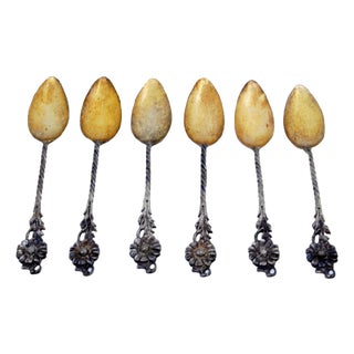 Silver Teaspoons with Golden Shells and Flowers on Twisted Handles, Set of 6 For Sale