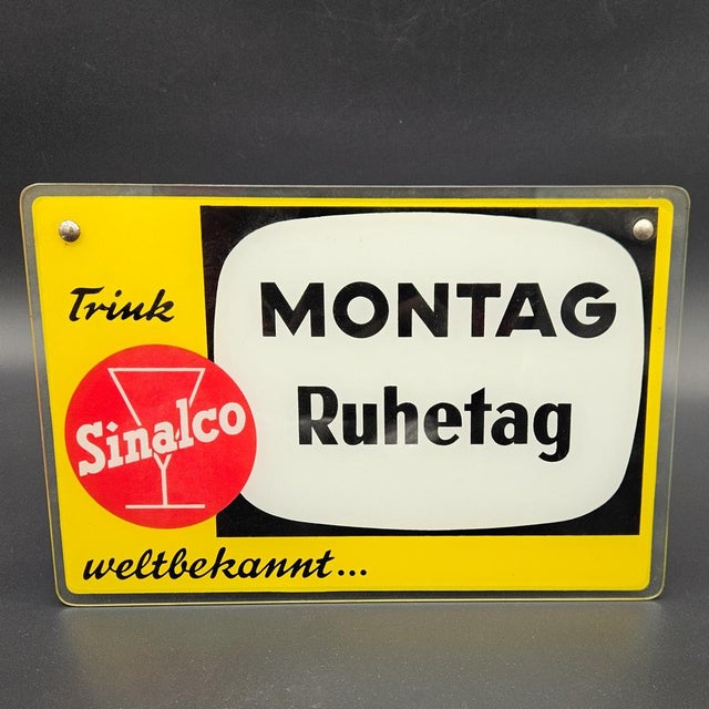 Vintage Advertising Glass Sign, 1950 For Sale - Image 4 of 4