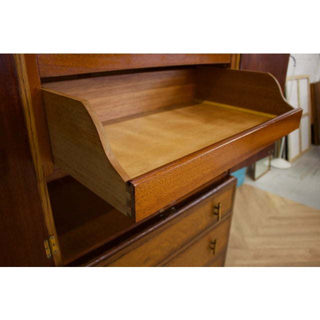 Wood Art Deco Oak Linen Cabinet, 1930s For Sale - Image 7 of 9