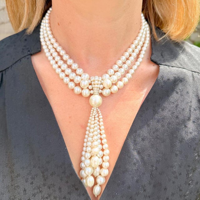 Mid-Century Modern Vintage Multi-Strand Faux Pearl Tassel Necklace, 1950s For Sale - Image 3 of 10