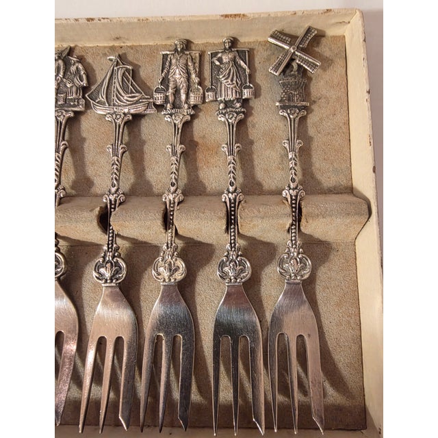 1940s Dutch Silverplated Six Piece Serving Set For Sale - Image 4 of 12