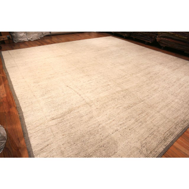 Early 21st Century Nazmiyal Collection Large Modern Minimalist Area Rug For Sale - Image 5 of 5