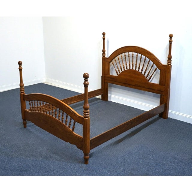 LEXINGTON FURNITURE Recollections Collection Solid Oak Rustic Country French Queen Size Spindle Bed 468-140 61" High 64"...