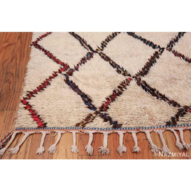 Mid 20th Century Nazmiyal Collection Vintage Ivory Beni Ourain Moroccan Rug For Sale - Image 5 of 7