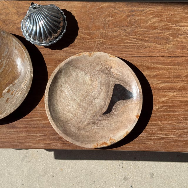 1980s Circular Bowl in Beige Petrified Wood with Black Spots, 1980s For Sale - Image 5 of 9