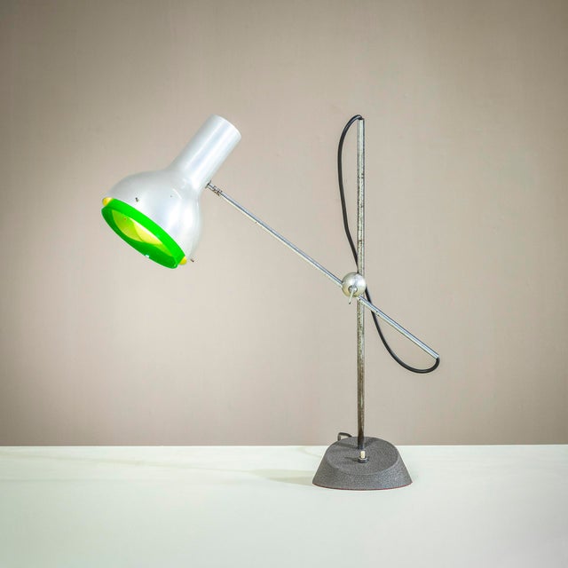 Metal Model 573 Table Lamp by Gino Sarfatti for Arteluce, 1956 For Sale - Image 7 of 7