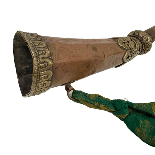 Metal Early 20th Century Tibetan Handcrafted Buddhist Festival Trumpet For Sale - Image 7 of 12