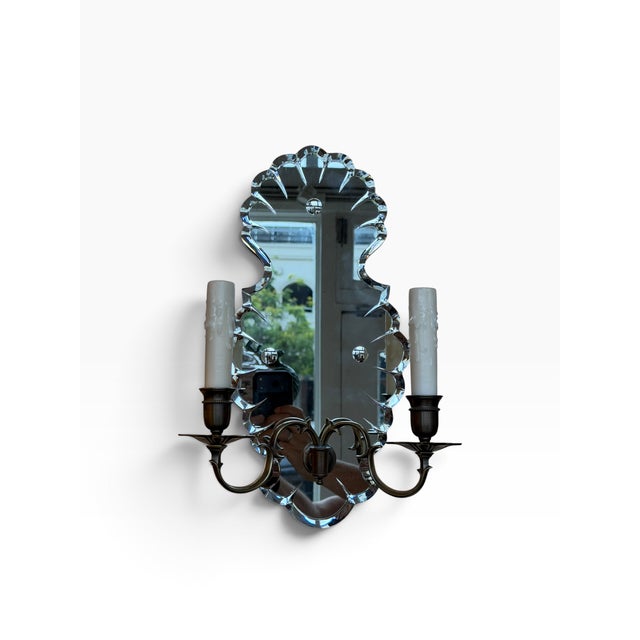 Art Deco 1 of 4 - Art Deco Style Mirrored Light Wall Sconce For Sale - Image 3 of 5