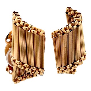 Vintage 14k Gold Retro Clip-on Earrings by F & F Felger, Mid-Century, A Pair For Sale