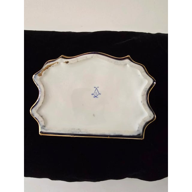 Late 19th Century Antique Sea Shell French Sevres Ridged Jewelry Box Casket For Sale - Image 10 of 12
