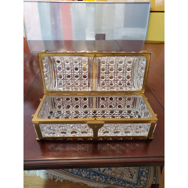 Transparent Early 20th Century Antique Baccarat Style Large Casket Jewelry Box For Sale - Image 8 of 9