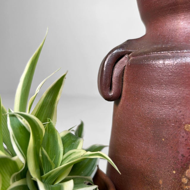 Japanese Bizen Ware Ikebana Vase, 1970 For Sale - Image 11 of 18