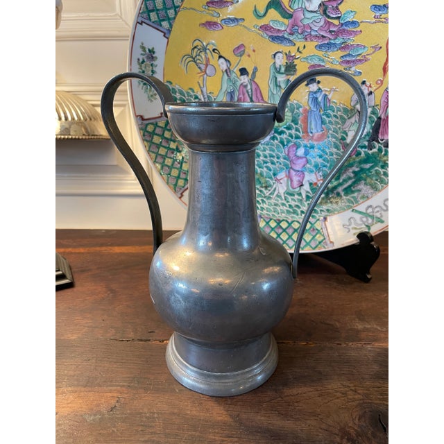 18th Century Flemish Rembrandt Style Double Handled Pewter Flagon Hallmarked For Sale - Image 12 of 12