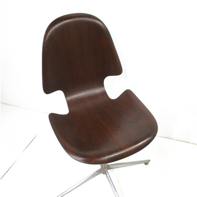 Carlo Ratti Walnut Hourglass Desk Chair for Compensati Curvati Italy For Sale In Cincinnati - Image 6 of 10