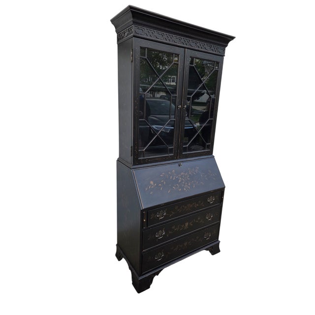 Beautiful Ethan Allen desk in excellent condition. Please see photos as they are considered part of the description.. See...