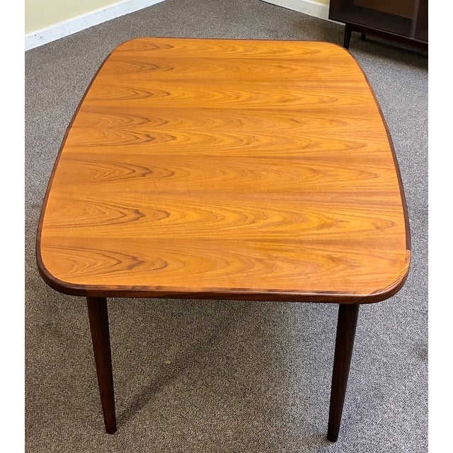European Mid Century Modern Extending Teak Dining Table W/ Butterfly Leaf by G-Plan c.1960 For Sale - Image 9 of 10