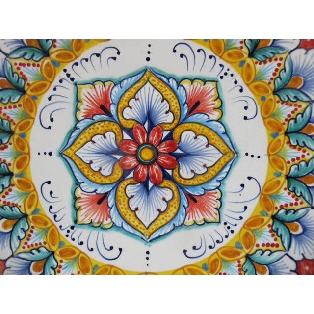 Rustic European Gialletti Deruta Italian Majolica Pottery Brightly Hand Painted Serving Plate For Sale - Image 3 of 8
