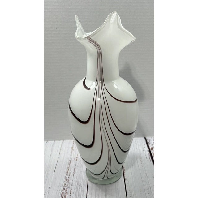 1990s Vintage Murano Style White & Amethyst Pulled Swirl Hand Blown Art Glass Vase For Sale - Image 5 of 9