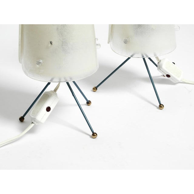Plastic Mid-Century Modern Tripod Table Lamps with White Acrylic Glass Shades, 1950s, Set of 2 For Sale - Image 7 of 16