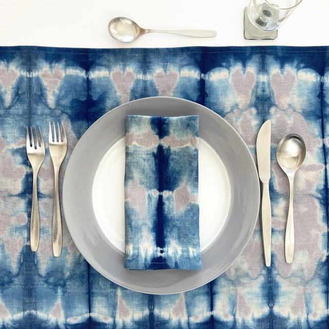 Rousseau Silver Gray & Indigo Abstract Pattern Hand Dyed Linen Napkins- Set of 4 For Sale - Image 4 of 5