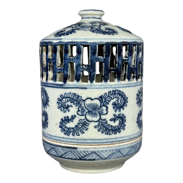 China Vintage Blue‑and‑White Porcelain Hollow‑Out Floral Incense Burner For Sale