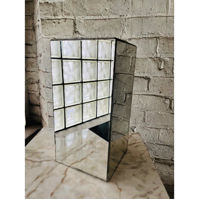 Postmodern 1970s Hollywood Regency Mirrored Pedestal For Sale - Image 3 of 7