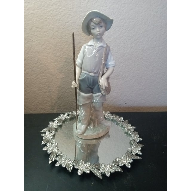 GORGEOUS Lladro Spain 8" FISHER BOY Figurine The product is an 8" Fisher Boy figurine by Lladró, a renowned brand known...
