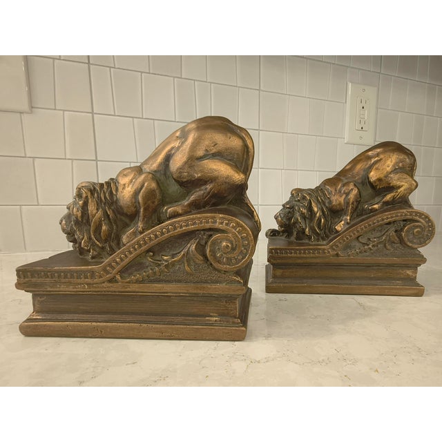 English Vintage Set of Lion Bookends, Objects D' Art, by Andrea Sadek For Sale - Image 3 of 8