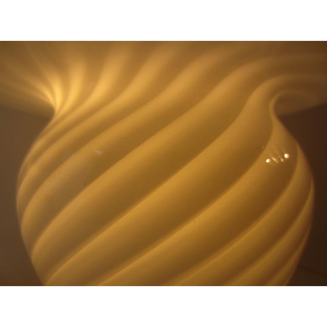 White Murano Glass Swirl Mushroom Table Lamps , 1960s, Set of 2 For Sale - Image 10 of 16