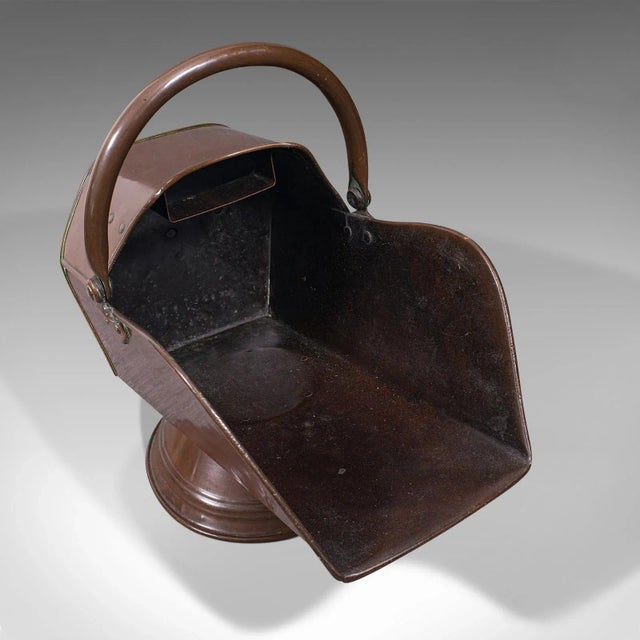 1880s Antique Victorian English Copper Coal Scuttle For Sale - Image 9 of 13