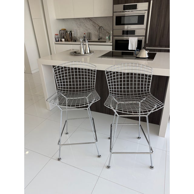 Harry Bertoia Bar Stools for Knoll | Polished Chrome | Set of 2 For Sale In Miami - Image 6 of 15