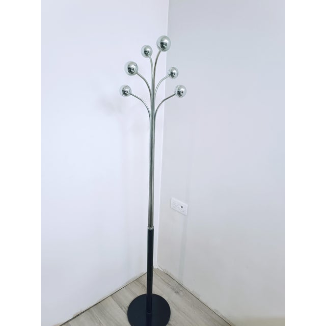 Magnificent Cilindro designer coat rack by Fase. Spain, 1970s. Cylindrical structure and base in black lacquered metal....