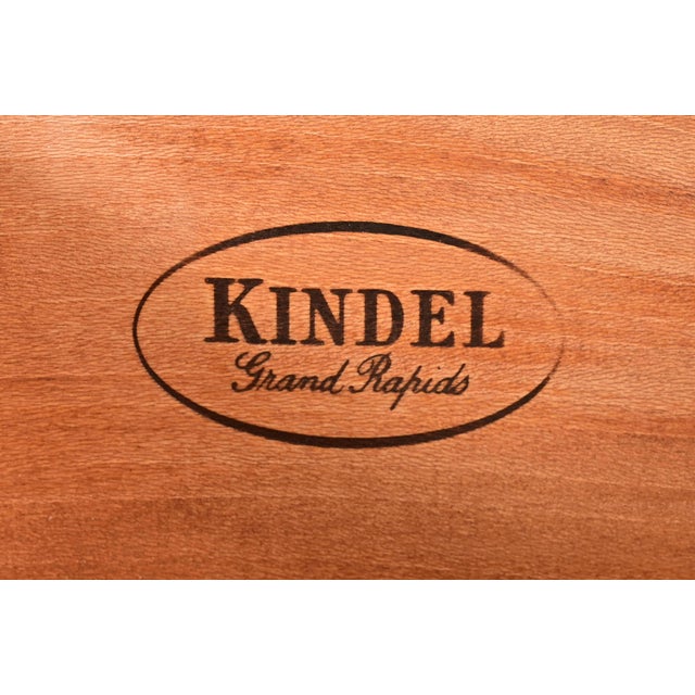 Kindel Furniture French Provincial Louis XV Cream Lacquered and Gold Gilt Dresser, 1970s For Sale - Image 9 of 18