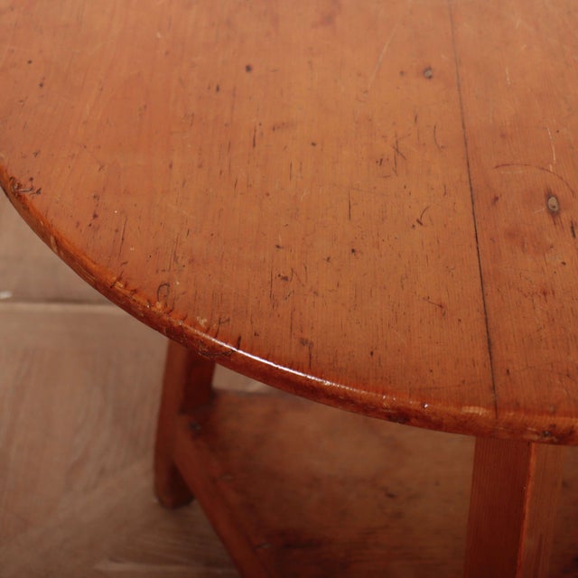 Wood Welsh Cricket Table in Pine, 1820 For Sale - Image 7 of 8